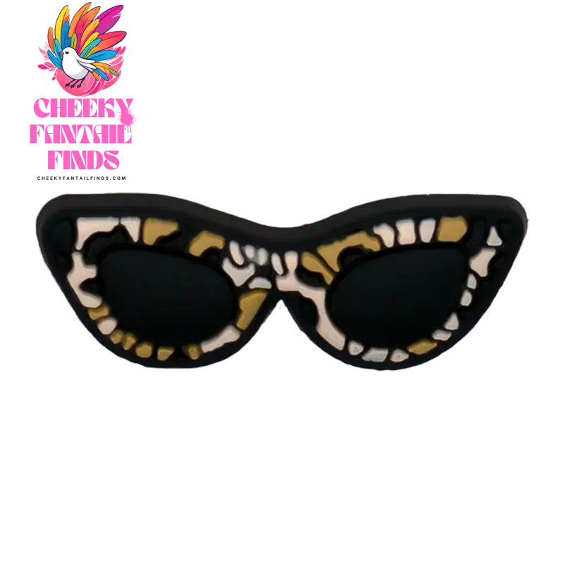 1/30pcs Beauty Care Shoe Charms Lipstick Leopard Print Girlboss Queen Shoe Decorations Pins for Women Girl Pink Pins Accessories - Cheeky Fantail Finds