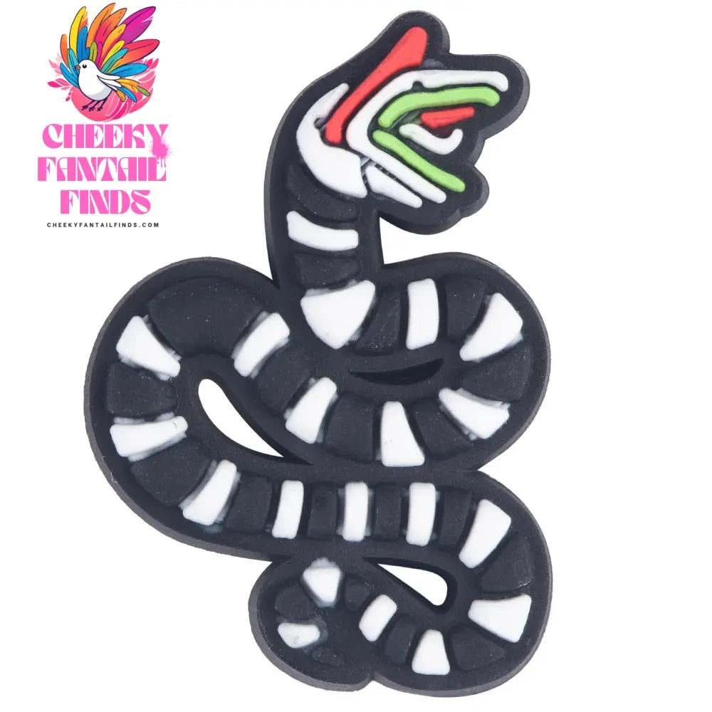 1pcs New Halloween Scary Face LShoe Charms Horror Movie Snake Shoe Decoration Cool Monster Clog Charms Holiday Gifts Cheeky Fantail Finds