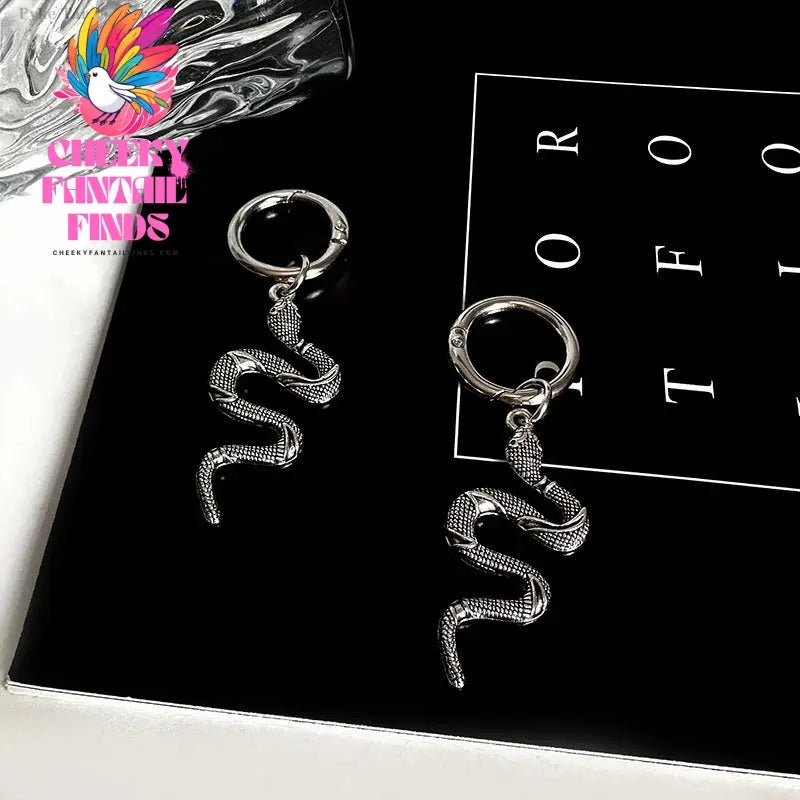 2pcs Shoes Accessories Skull Hand Metal Snake Boots Shoe Hoes Buckles Heel Decoration Pendant Women Party Cool Fashion Jewelry Cheeky Fantail Finds