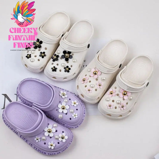 Best Selling Hole Shoes Charms Ready To Put on White Daisy Sunflower Combination Suit Shoe Buckle Girlish Shoes Accessories 2024 Cheeky Fantail Finds