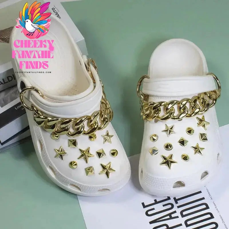 High Quality Fashion Metal Rivet Hole Shoe Charms Designer Vintage Clogs Shoe Accessories Trend All-match Charms DIY Punk Style Cheeky Fantail Finds