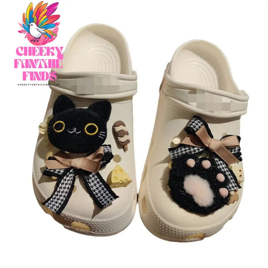 Hot New 1 Set Cute Hole Shoe Charms Brand Designer Shoes Charms Bling Accessories Fashion rhinestone Buckle Shoe Decoration Cheeky Fantail Finds