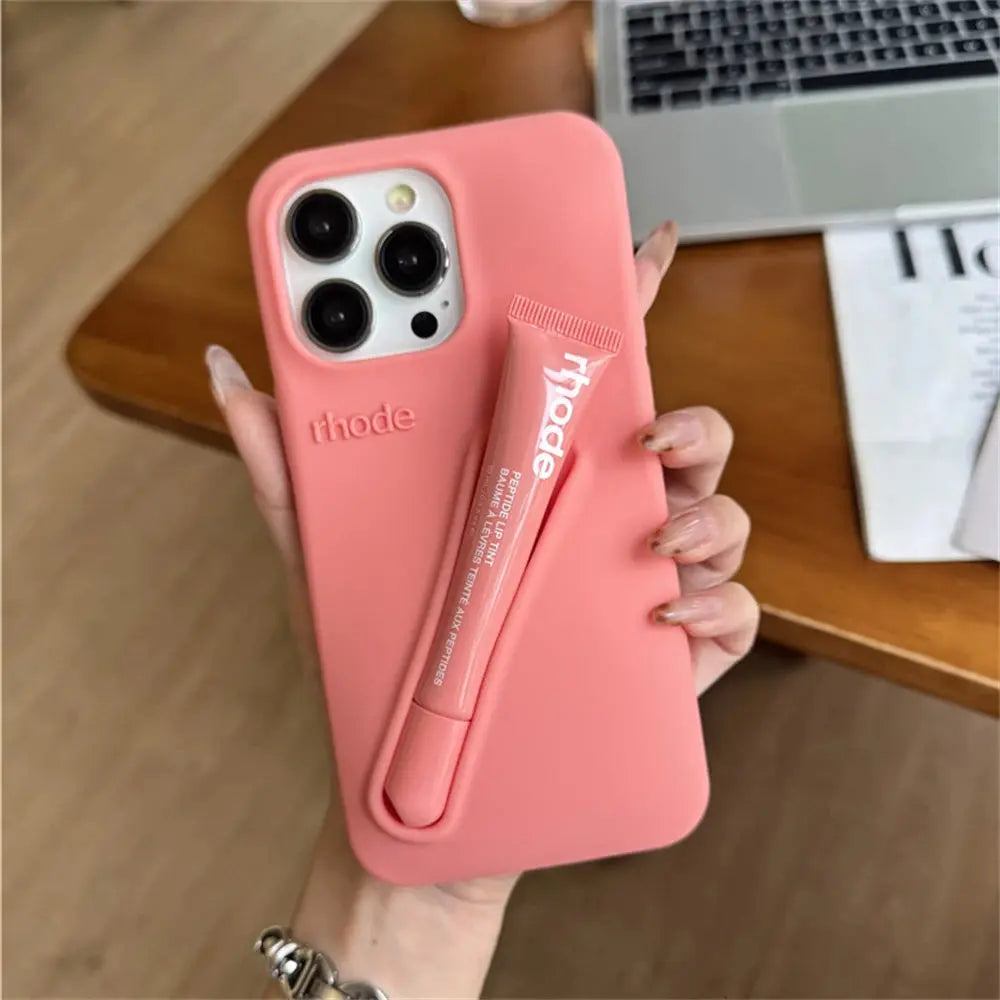 Luxury Rhode DIY Lipstick Soft Silicone Case for iPhone 16 15 13 11 14 12 Pro Max Plus Portable Lip Gloss Holder Ins Phone Cover Cheeky Fantail Finds