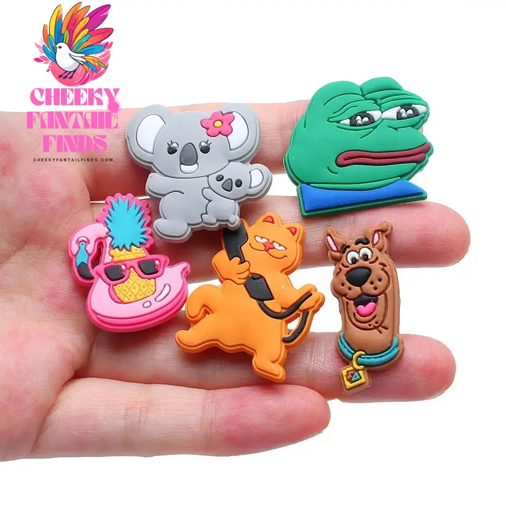Novelty Single Sale 1pc PVC Game Shoe Charms Shoe Accessories Shoe Decoration for Wristbands Kids Party Xmas Hot Sale Cheeky Fantail Finds