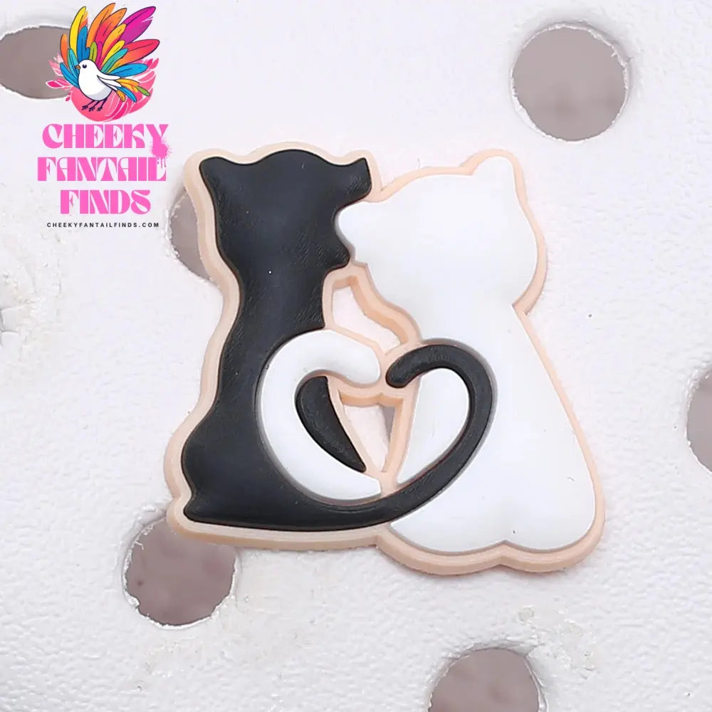 Novelty Single Sale 1pc PVC Game Shoe Charms Shoe Accessories Shoe Decoration for Wristbands Kids Party Xmas Hot Sale Cheeky Fantail Finds