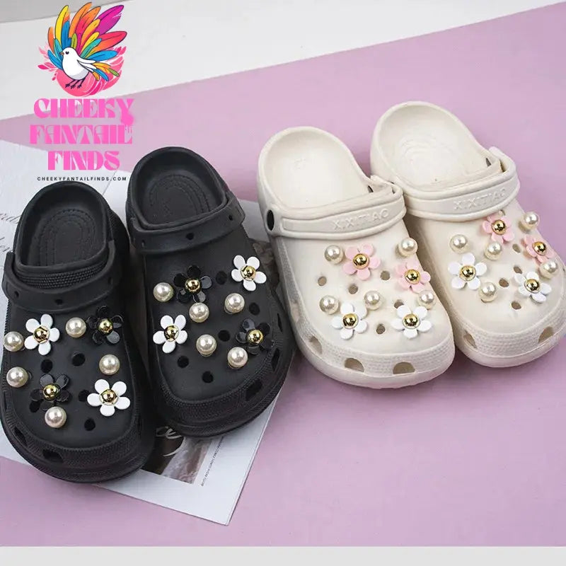 Sweet Cute Girly Hole Shoe Charms Designer Elegant Vintage Pearl Shoe Jewelry All-match Flower Shoe Charms for Hot Sale New Cheeky Fantail Finds