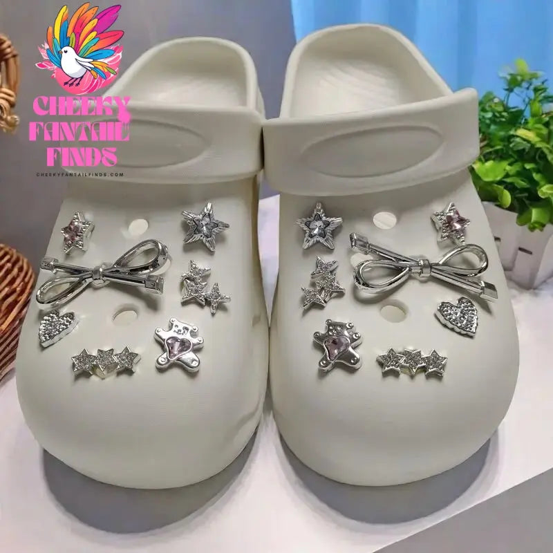 Whole Set Hot Sale DIY Hole Shoes Charms Silver bow five star Accessories Designer Quality Garden Shoe Decoration Girl Gift Cheeky Fantail Finds