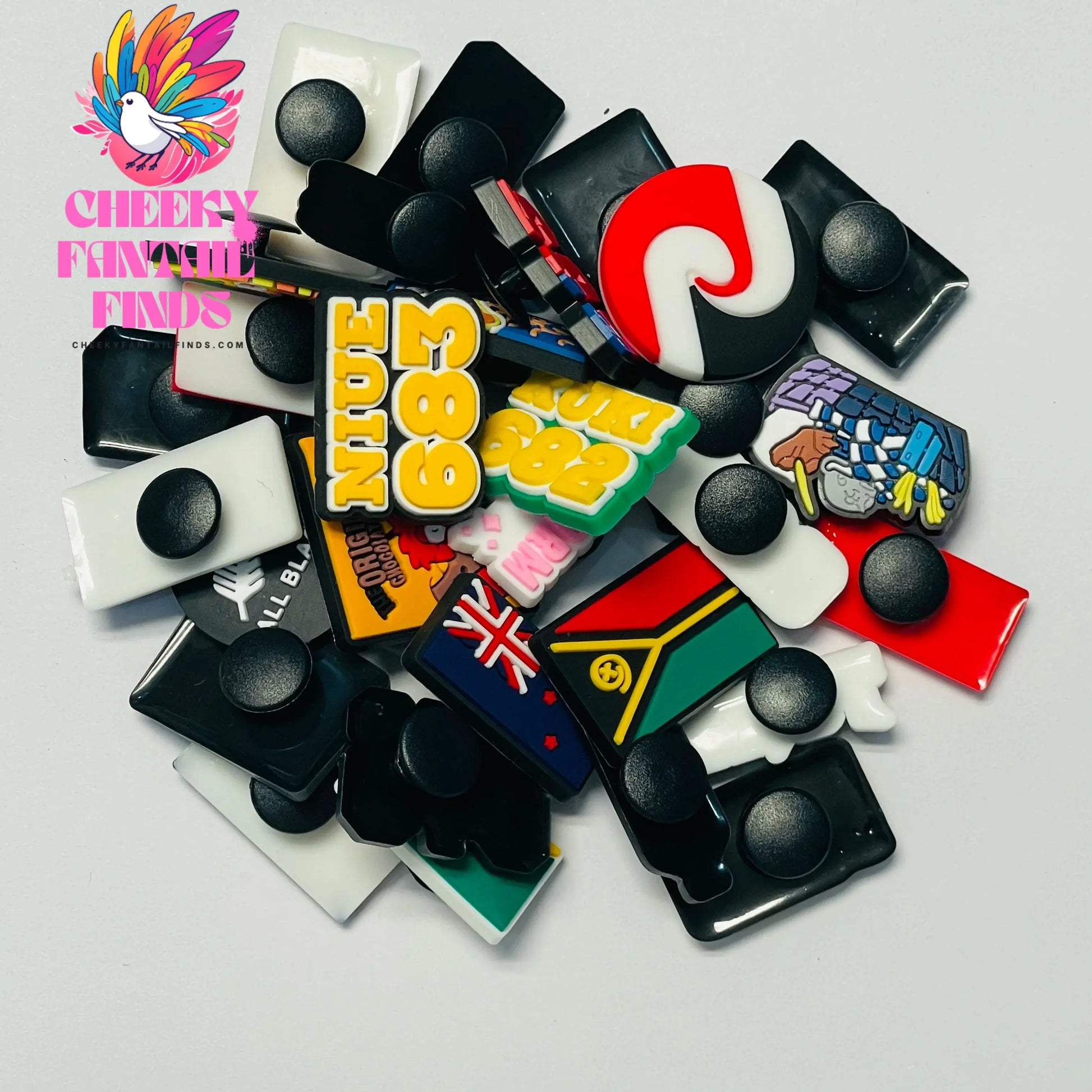 1-30PCS PVC Shoe Charms Flag Feather Drink Beef Buckle Clog Fit Wristbands Garden Sandals Shoes Ornaments Accessories Kid Gift Cheeky Fantail Finds