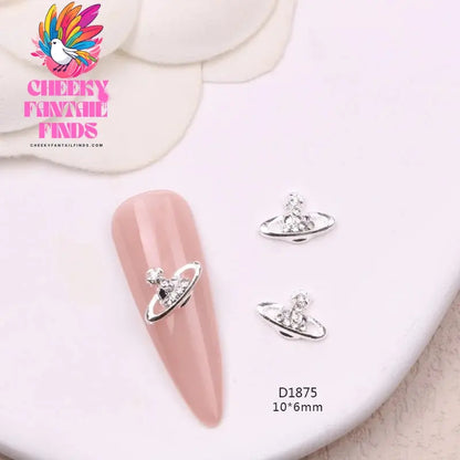 10pcs/lot Flat Bear Nails Charm Rhinestones Silver/Gold Nail Accessories Professional Charm Zirconia Diamond Luxury Parts DIY Cheeky Fantail Finds
