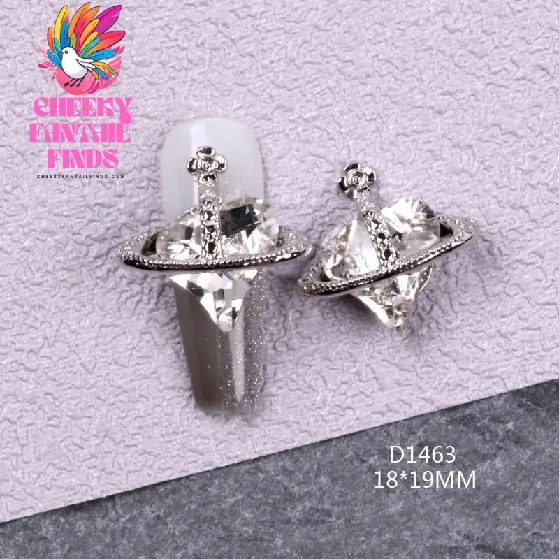 10pcs/lot Flat Bear Nails Charm Rhinestones Silver/Gold Nail Accessories Professional Charm Zirconia Diamond Luxury Parts DIY Cheeky Fantail Finds