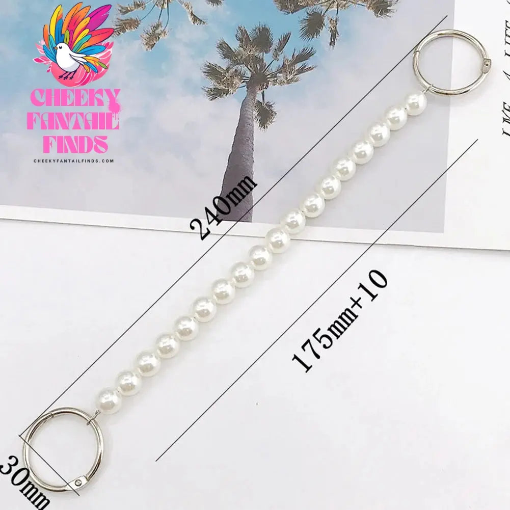 1PCS Charm Tassel Heart Pendant Boot Shoe Chain Sneakers Jewelry For Women Unisex Trendy Sports Shoes Chain Party Jewelry Gift Cheeky Fantail Finds