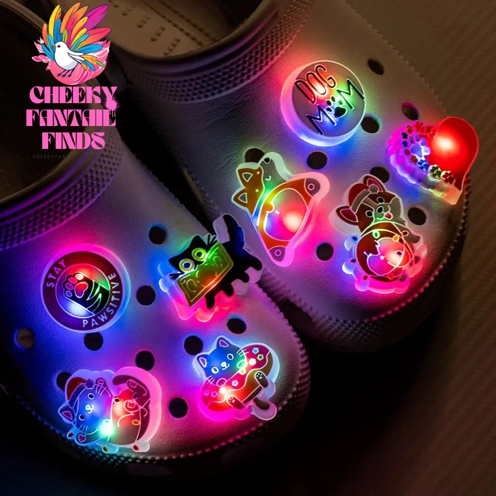1pcs Animal LED Shoes Charms Lighted Cute Owl Duck Cat Panda Bee Pig Pink Shoe Decoration Accessories Salamander Clog Pins Cheeky Fantail Finds