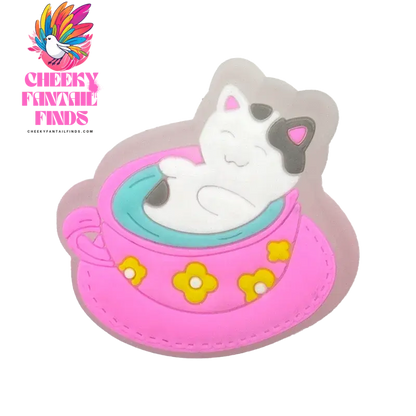 1pcs Animal LED Shoes Charms Lighted Cute Owl Duck Cat Panda Bee Pig Pink Shoe Decoration Accessories Salamander Clog Pins Cheeky Fantail Finds