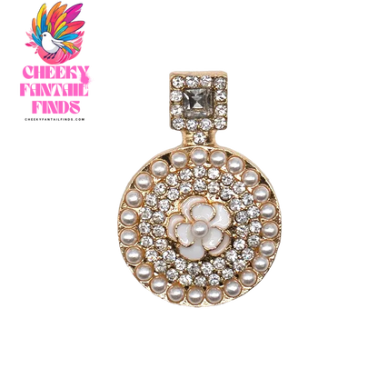 1pcs Golden Metal Shoes Charms Designer Luxury Butterfly Daisy Pins for Women Girls Shoes Decorations Accessories Buckles Gift - Cheeky Fantail Finds