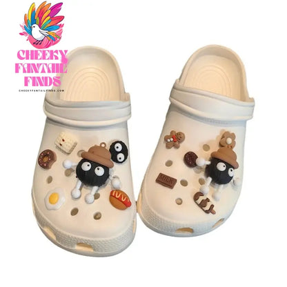 2024 New Black And white Contrasting Coal Ball Elf Hole Shoe Flower Set Bread Coffee Shoe Buckle Slippers Detachable Accessories Cheeky Fantail Finds