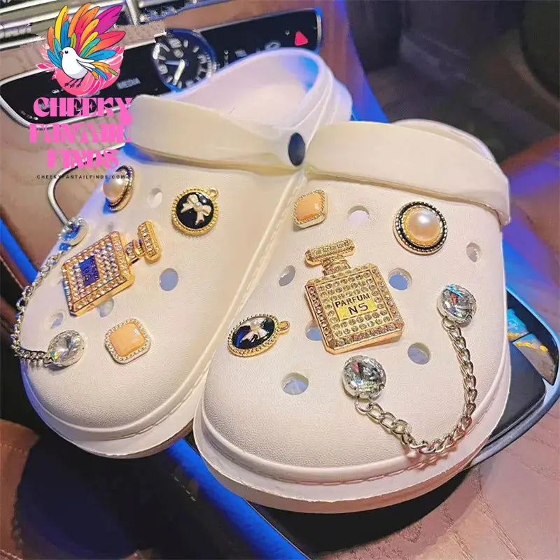 2024 New Shoe Charms for DIY Garden Shoe Set Accessories Decoration Buckle for Shoe Charm Accessories Kids Party Girls Gift Cheeky Fantail Finds