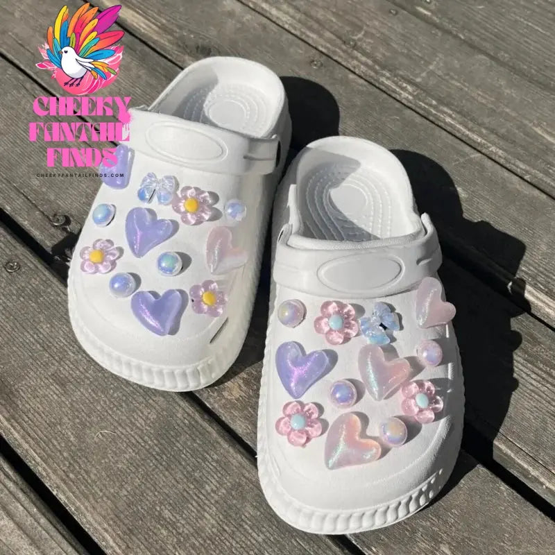 24pcs Hot Sale DIY Hole Shoes Charms Water Cute Heart Design Handmade Charms Designer Quality Garden Shoe Decoration Girl Gift Cheeky Fantail Finds