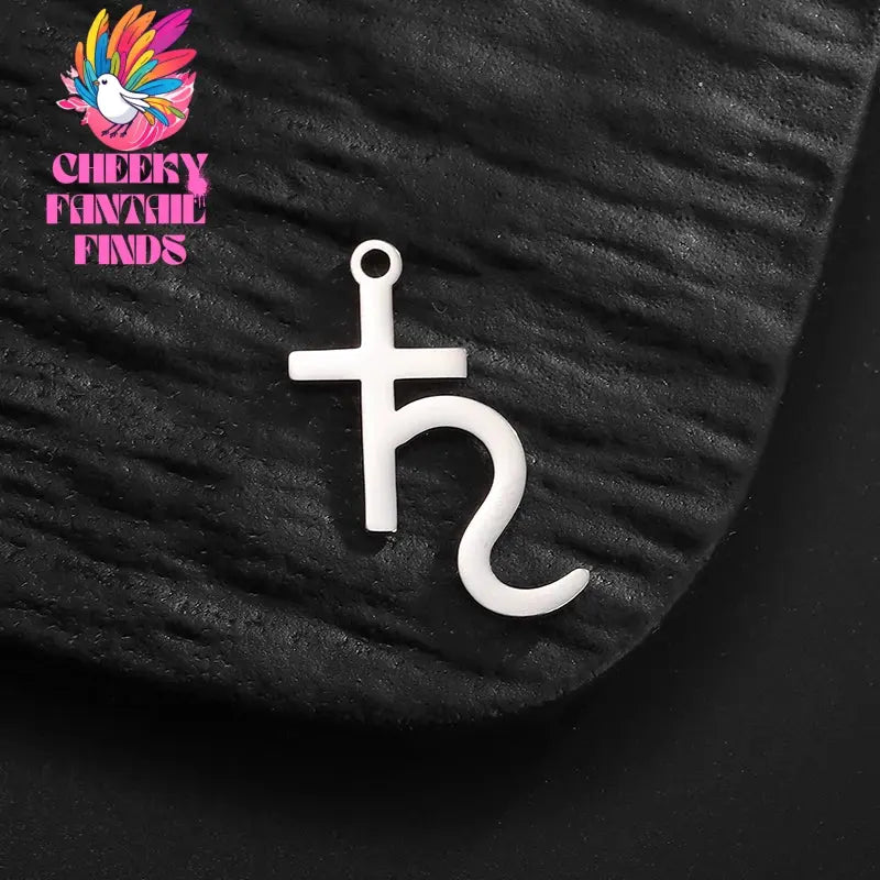 5pcs/Lot Dainty Saturn Symbol Planet Charm Pendant for Stainless Steel Charm Bracelet Necklace Jewelry Making DIY Crafts Cheeky Fantail Finds