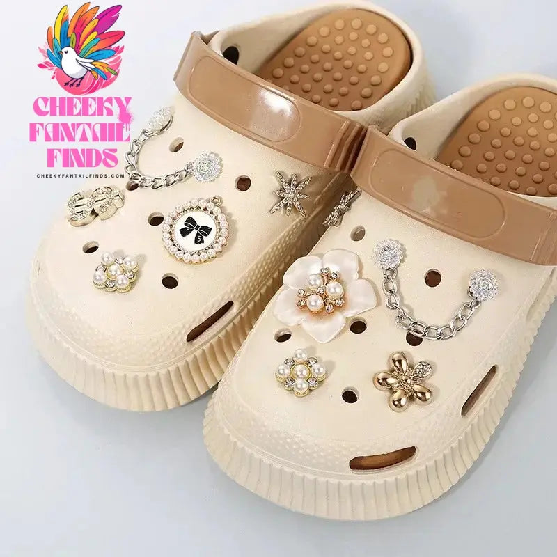 DIY Metal Fashion Set Hole Shoe Charms Accessories PVC Shoe Buckle Cute Pearl Bear Water Diamond Chain Shoes Decorations Cheeky Fantail Finds