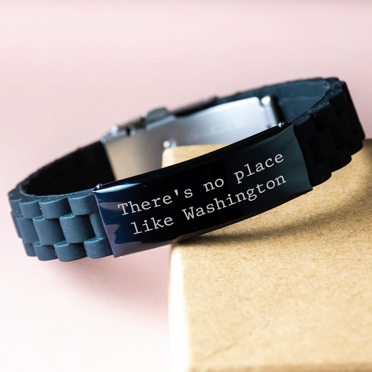 Washington Gifts from Friends - 'There's No Place Like Washington' Glide lock Clasp Men's Adjustable Black Stainless Steel and Silicone Bracelet for Father's Day - Image 3