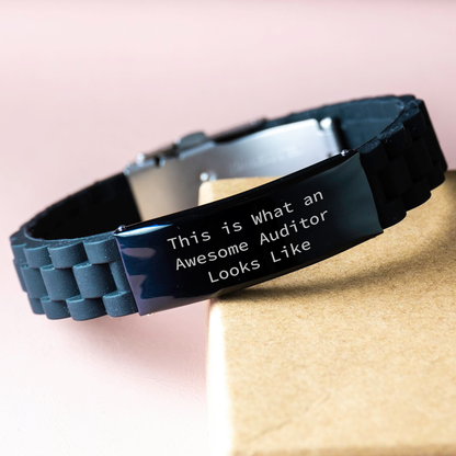 Funny Auditor Gifts - This Is What An Awesome Auditor Looks Like, Adjustable Glide lock Clasp Bracelet for Father's Day, Gifts from Men to Auditor, Unique Father's Day Unique Gifts for Him - Image 3