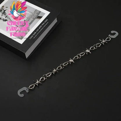 New Designer Shoe Charms Chain Fashion Gift Punk Pendant Metal Buckle Hip Hop Shoe Decoration Accessories For 2024 Hot Cheeky Fantail Finds