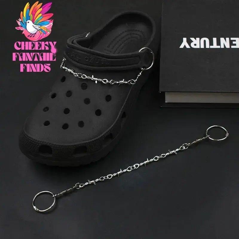 New Designer Shoe Charms Chain Fashion Gift Punk Pendant Metal Buckle Hip Hop Shoe Decoration Accessories For 2024 Hot Cheeky Fantail Finds
