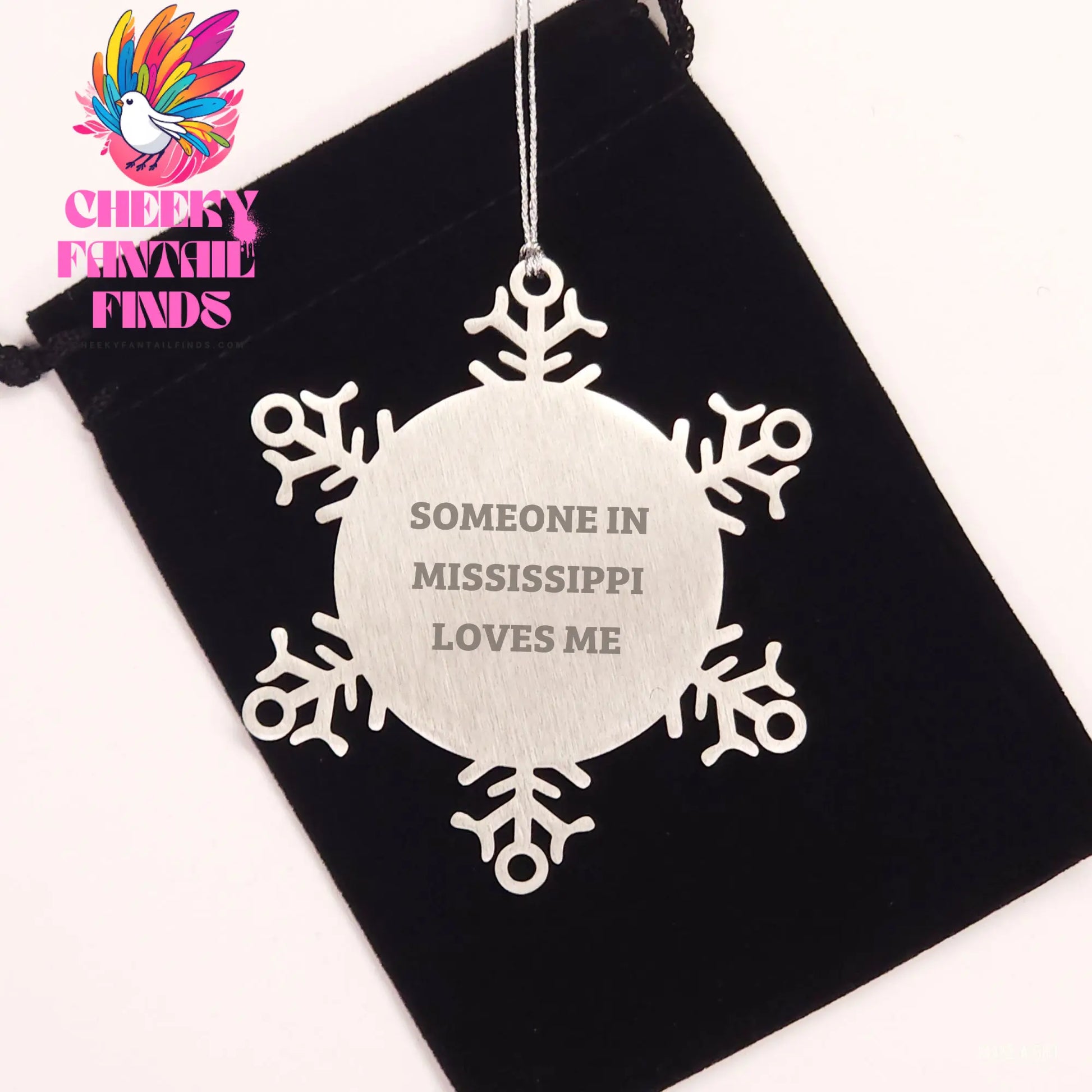 Someone in Mississippi Loves Me Snowflake Ornament, Handcrafted in Mississippi, Christmas Unique Gift for Mississippi Friends, Unique Snowflake Ornament - Image 2