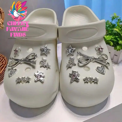 Whole Set Hot Sale DIY Hole Shoes Charms Silver bow five star Accessories Designer Quality Garden Shoe Decoration Girl Gift Cheeky Fantail Finds