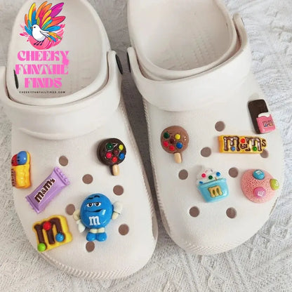 Whole Set Hot Sale DIY Hole Shoes Charms for Cute Cartoon Handmade Charms Designer Quality Garden Shoe Decoration Girl Gift Cheeky Fantail Finds