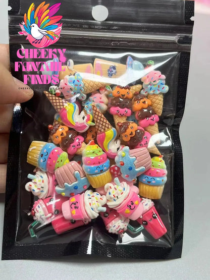 Y2K Hot Pink 30pcs Mix Heart Bear Candy Loiipop Resin Parts Handmade Phose Case Hair Girls Long Nail Art Big Decoraiton Charms Cheeky Fantail Finds